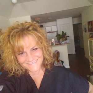 Meet your Posher, Melanie